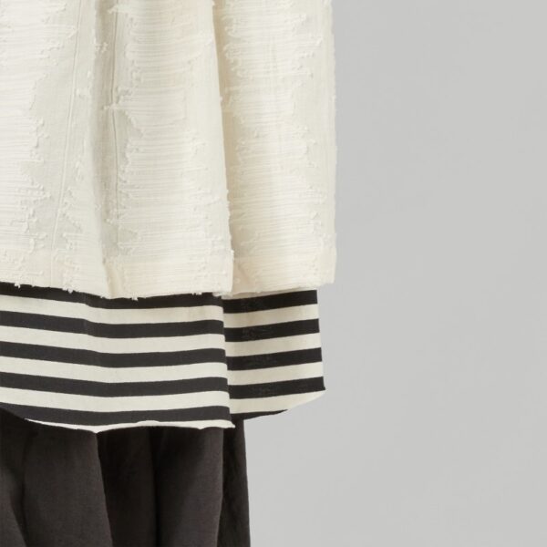 LES JOLIES NANAS Giacca con motivo jacquard dietro