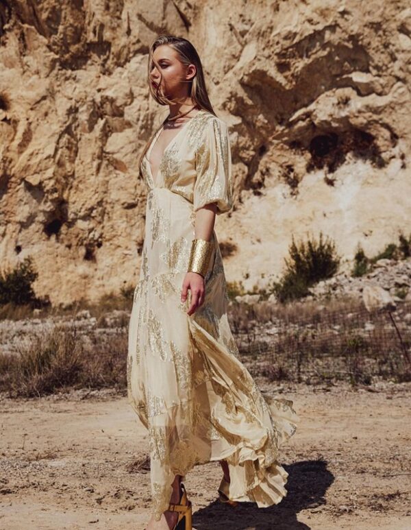 TRASH AND LUXURY Abito con manica e apertura sulla schiena