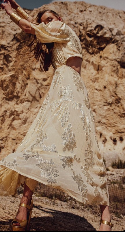 TRASH AND LUXURY Abito con manica e apertura sulla schiena