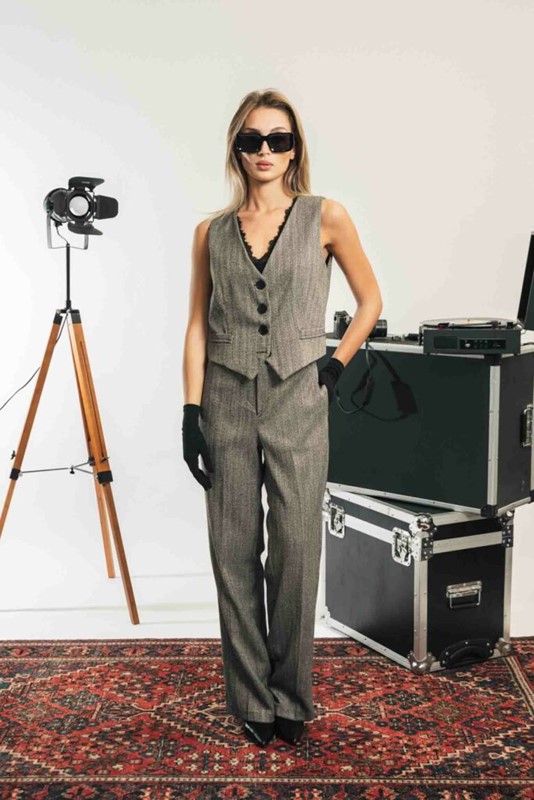 SPAGO DONNA Pantalone sigaretta con elastico dietro