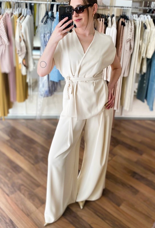 SOUVENIR Pantalone ampio con cinura in vita