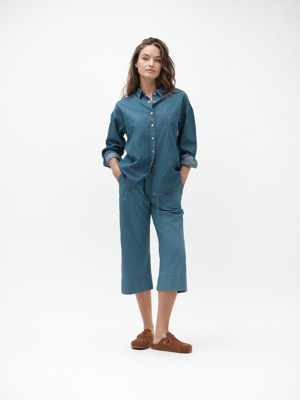 WHITE WISE Camicia over in chambray con bottoni oro