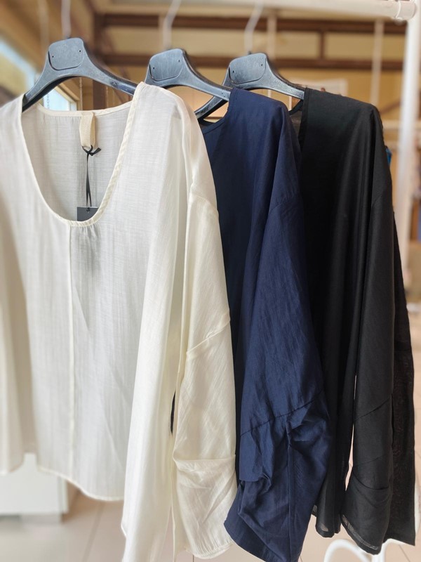 814A1B8BA416BCC3FE9C692AACD1A753_ LES JOLIES NANAS Blusa scollo ampio m/l