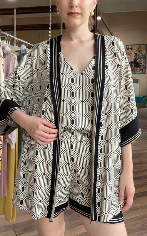 AGGÉL Kimono in stampa geometrica con cintutra