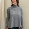 SOUVENIR Maglia collo alto a scatoletta con manica aderente