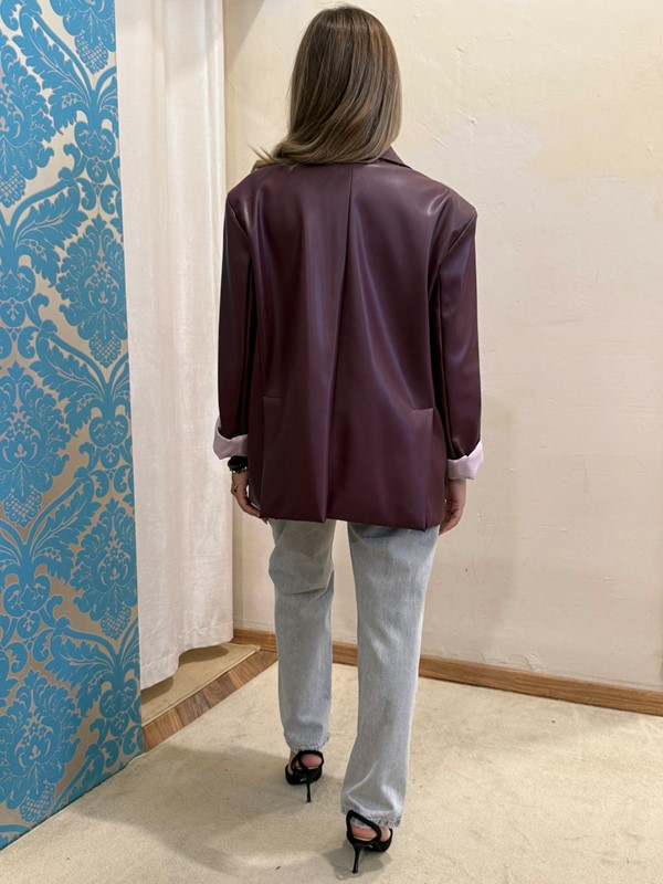 PHILIA LOFT Giacca ecopelle over con spilla