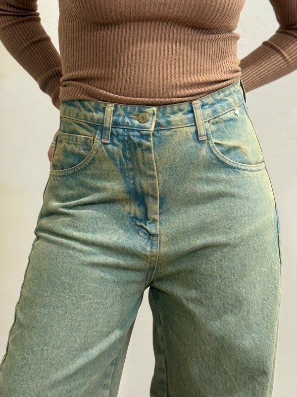 99D75384A098E874E4321FDE31D3CE8B_ PHILIA LOFT Jeans baggy