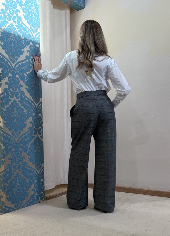 SPAGO DONNA Pantalone a quadretti ampio con pence
