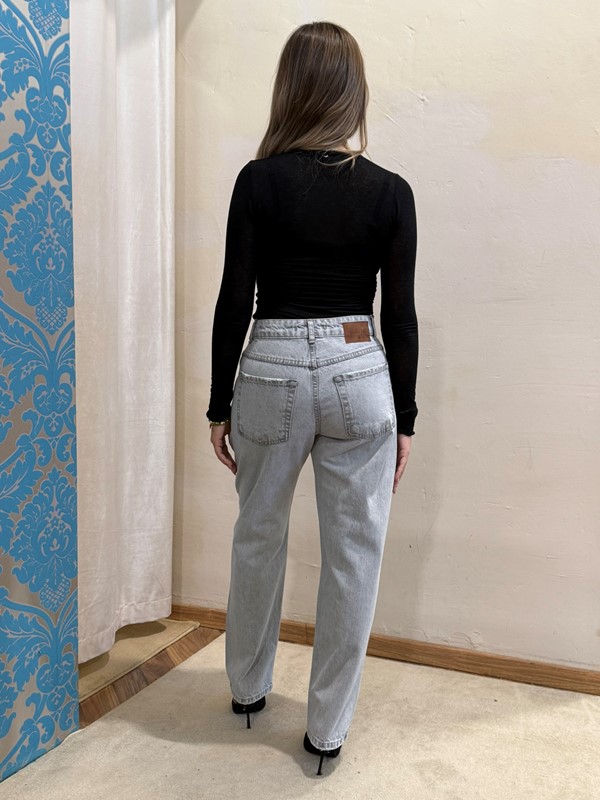 B237B6E106680001A51AA62F3E6B345B_ PHILIA LOFT Jeans gamba dritta