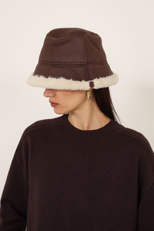 68B42AD73C60E219457CA0035F0CF6DD_ PHILIA LOFT Cappello eco montone