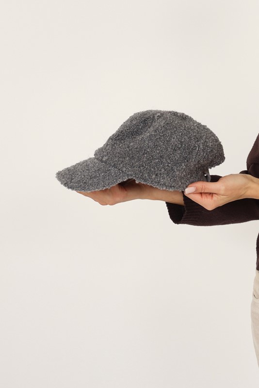 E4432B1434F96A7C8C86C5D533441E13_ PHILIA LOFT Cappello bouclÈ