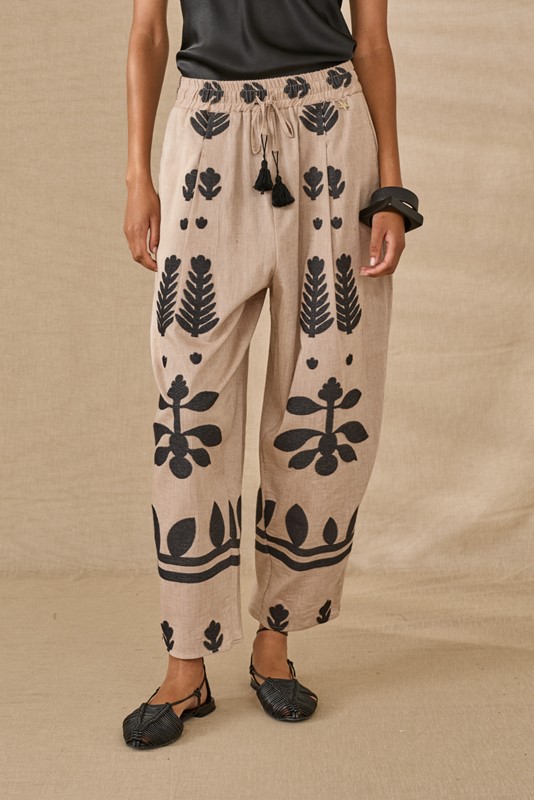 8CA190C3BAA35028D7AB086C25BF8057_ SOUVENIR Pantalone in fantasia con elastico in vita