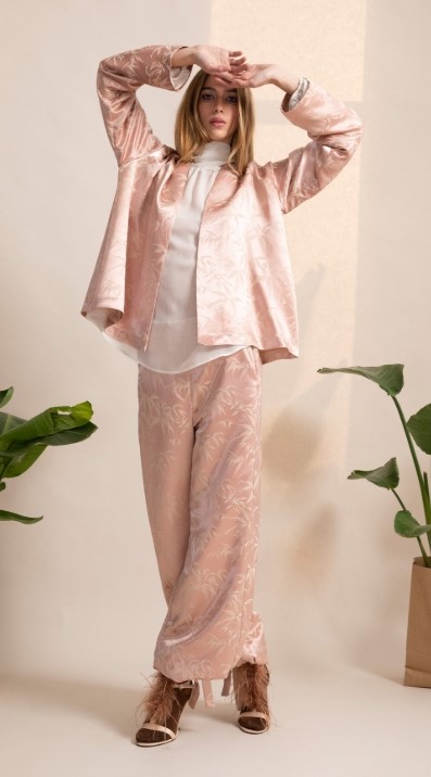 E986505B620D9697BE8F9B1973F82C71_ PEPE ROSA Kimono con ricamo in tinta