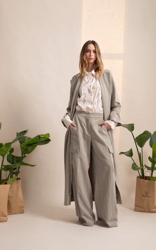 PEPE ROSA Camicia con ricamo in tinta e manica a sbuffo