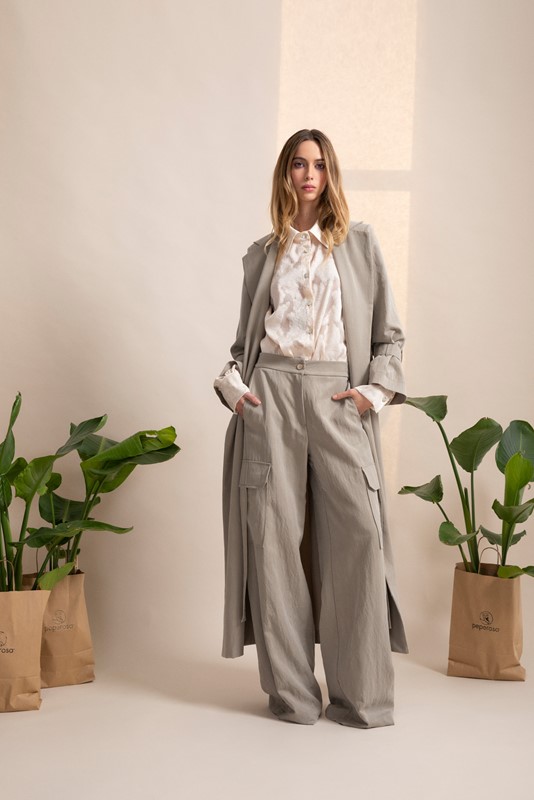 PEPE ROSA Camicia con ricamo in tinta e manica a sbuffo