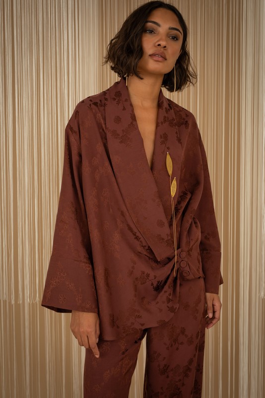 4DC8656F81C60976EA0D7EE897211594_ PHILIA LOFT Kimono jacquard con chiusura laterale