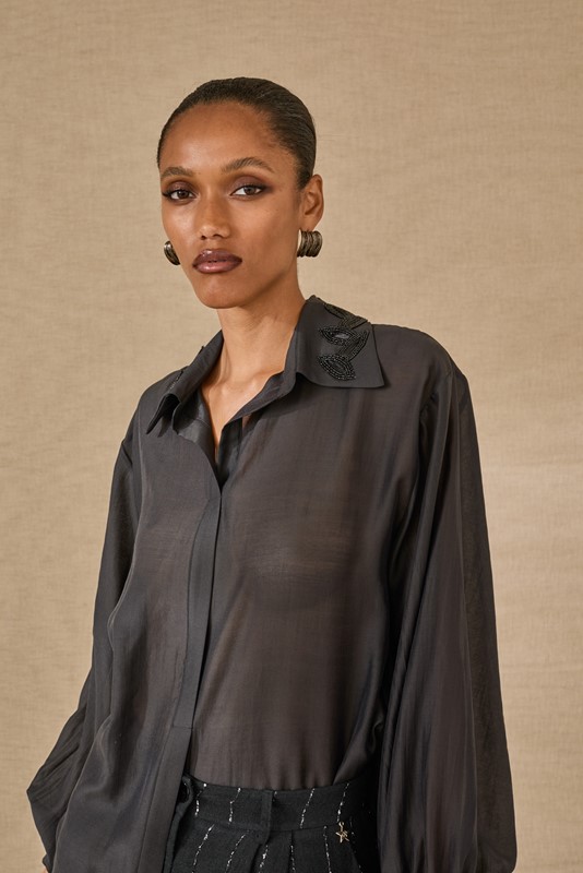 SOUVENIR Camicia tessuto in trasparenza con perline sul colletto