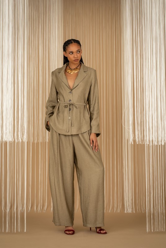 6526097A3962FA9D28C6CE09D3094646_ PHILIA LOFT Pantalone ampio in viscosa con pinces