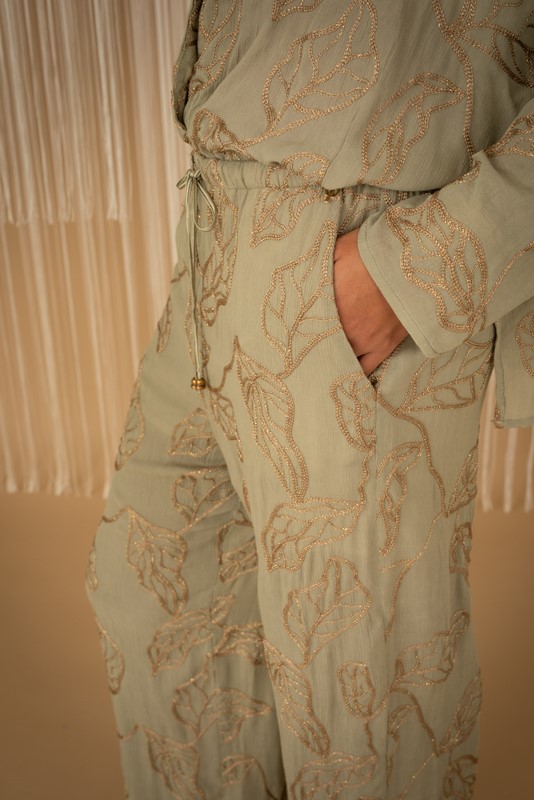 PHILIA LOFT Pantalone gamba dritta con ricamo in trasparenza