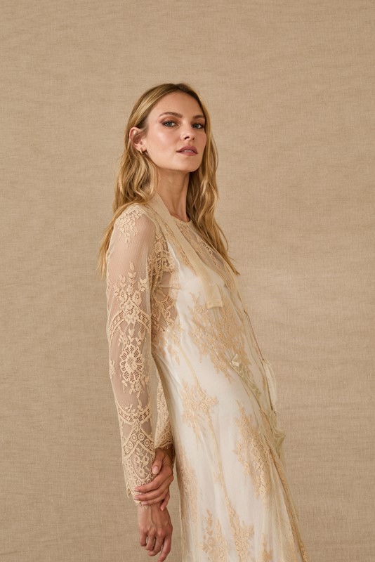 SOUVENIR Abito lungo ricamato in trasparenza