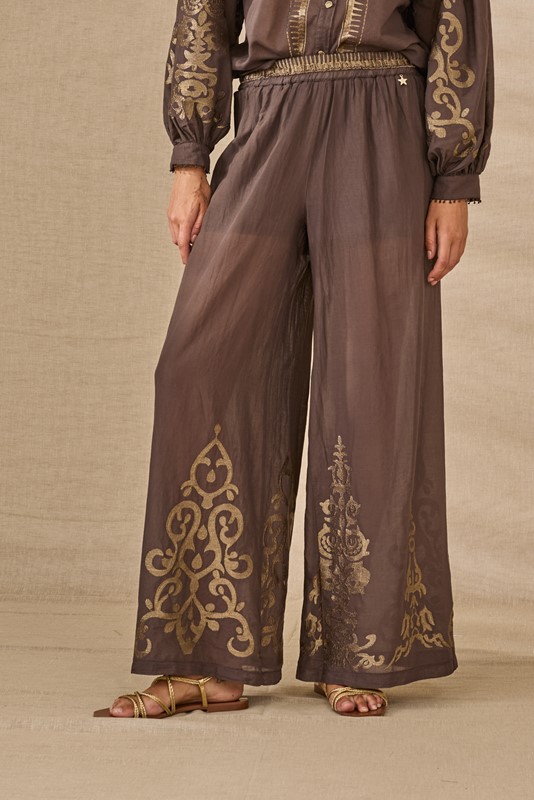 SOUVENIR Pantalone ampio semitrasparente con ricamo sul fondo