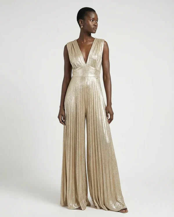 ALMA SANCHEZ Tuta con scollo v e pantalone ampio