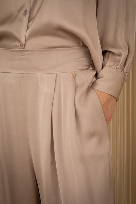PHILIA LOFT Pantalone ampio con elastico dietro