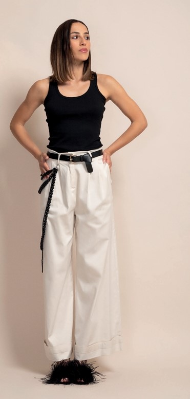 PEPE ROSA Pantalone ampio con pinces  risvolto e cintura