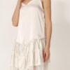 PHILIA LOFT Abito in satin con balze e pizzo