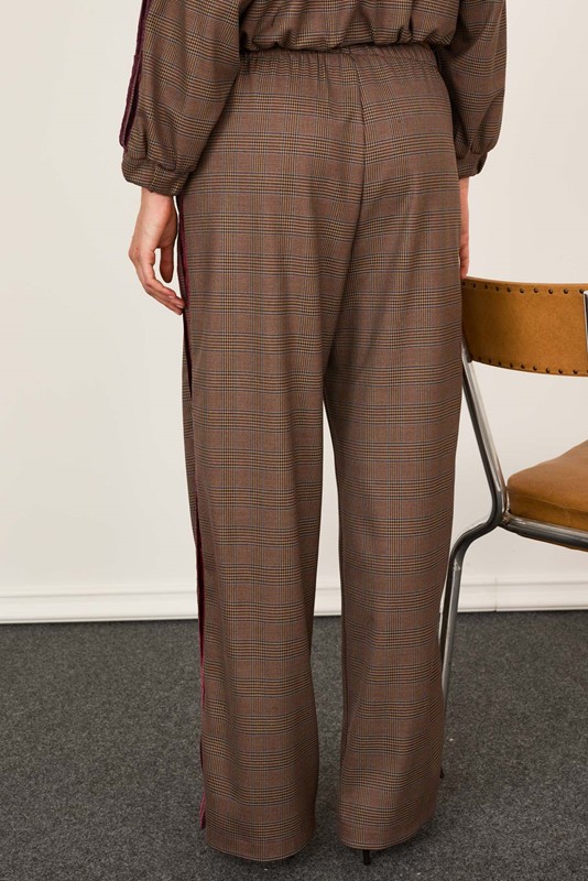 PHILIA LOFT Pantalone con coulisse in vita e bande laterali in velluto