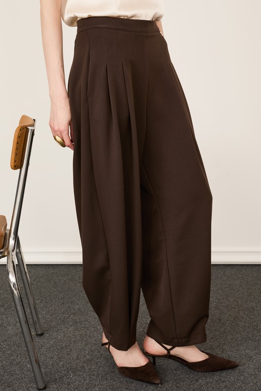 PHILIA LOFT Pantalone ballon con pences e zip laterale