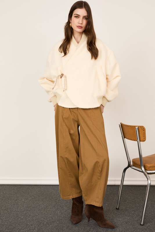 PHILIA LOFT Pantalone ballon con cuciture lungo la gamba e cintura