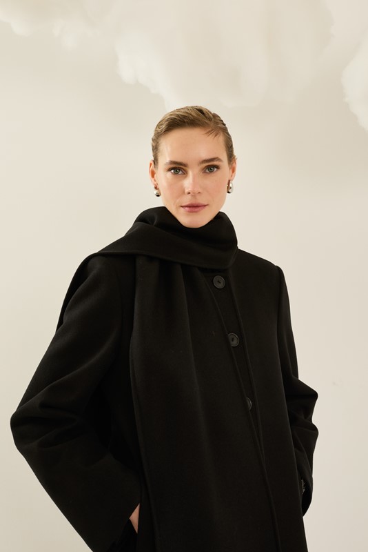 SOUVENIR Cappotto lungo over girocollo con sciarpa applicata