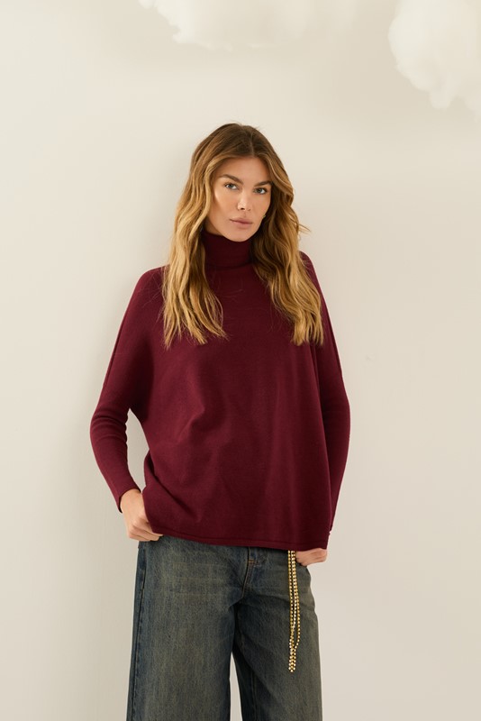 7F8D95B1485AF698BDC52AF1B1D7BF97_ SOUVENIR Maglia lunga dritta collo alto con spacchetti laterali