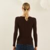 SOUVENIR Maglia aderente a costine scollo a v