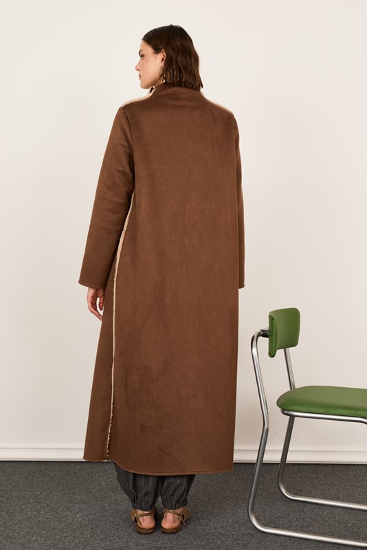 PHILIA LOFT Cappotto ecomontone con chiusura laterale